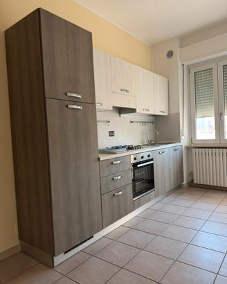 Cucina componibile con elettrodomestici 3 metri.