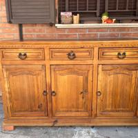 Mobile d'arredamento antico