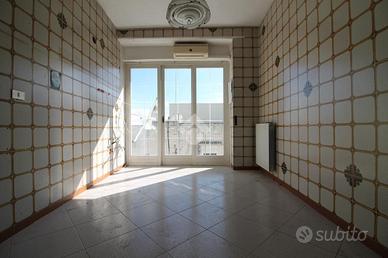 3 LOCALI A OSTUNI
