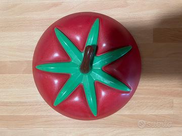 Pentola a forma di pomodoro