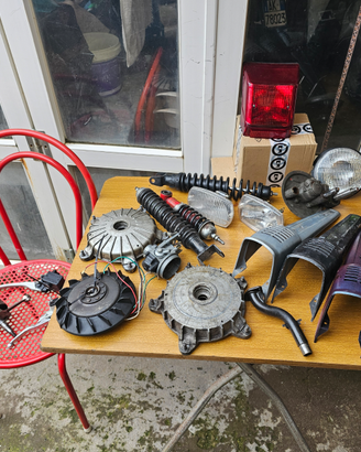 Ricambi per vespa /scooter