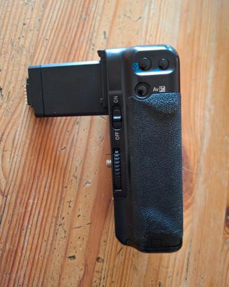 Multy-power battery pack 450D / battery grip Meike