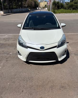Toyota Yaris Hibrid 1.5 Prisma full optional 2013