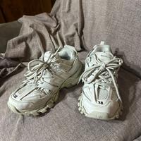 balenciaga track