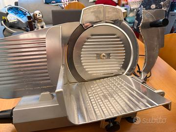 Affettatrice  elettrica CAD - URANIA 25
