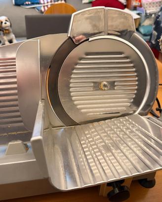 Affettatrice  elettrica CAD - URANIA 25