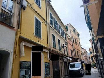 Immobile in asta di 44 m² con 3 locali a Alassio