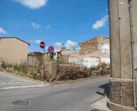 Lotto edificabile ad angolo su 2 strade