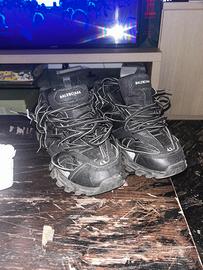Balenciaga track