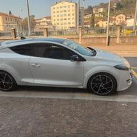 Renault megane rs cup