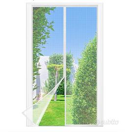 Due zanzariere per porte-finestre 300x110