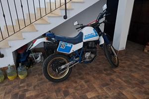 suzuki dr 600