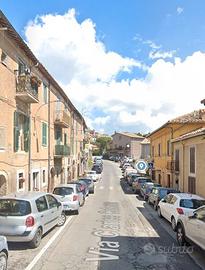 Castelnuovo di porto grazioso bilocale ammobiliato