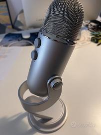 Microfono Blue Yeti colore argento +Filtro Antipop