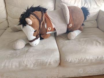 Cavallo peluche