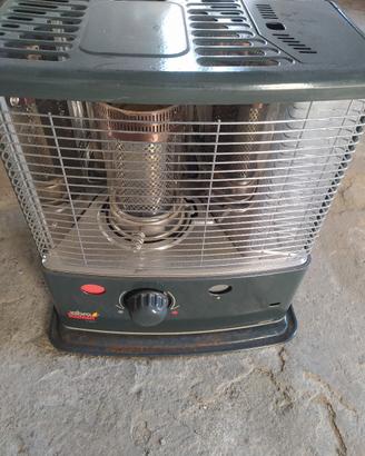 Zibro Kamin R45 C stufa a combustibile 