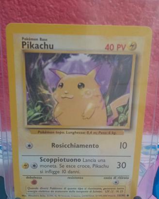 CARTA Pokemon ultra rara 