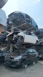 ricambi usati Peugeot 208
