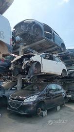 ricambi usati Peugeot 208