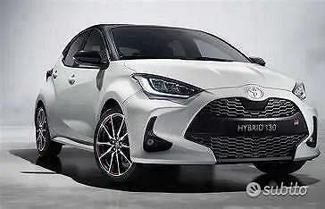 Ricambi toyota yaris 2023