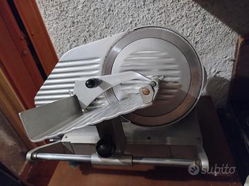affettatrice elettrica Marwel