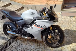 honda cbr 600f