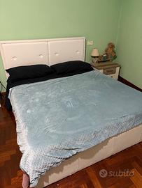 Letto contenitore matrimoniale