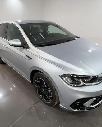 VOLKSWAGEN Polo 1.0 95CV R-LINE