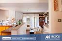 villa-di-362-m²-con-piu-di-5-locali-e-box-auto-dop