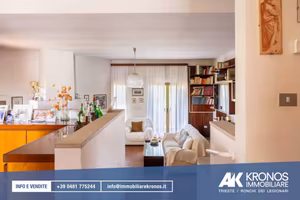 Villa di 362 m² con più di 5 locali e box auto dop