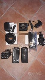 Custodie+caricabatterie ricetrasmittenti motorola