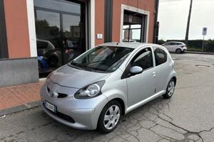 Toyota Aygo 1.0 5 porte AUTOMATICA