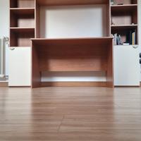 Libreria componibile con scrivania 
