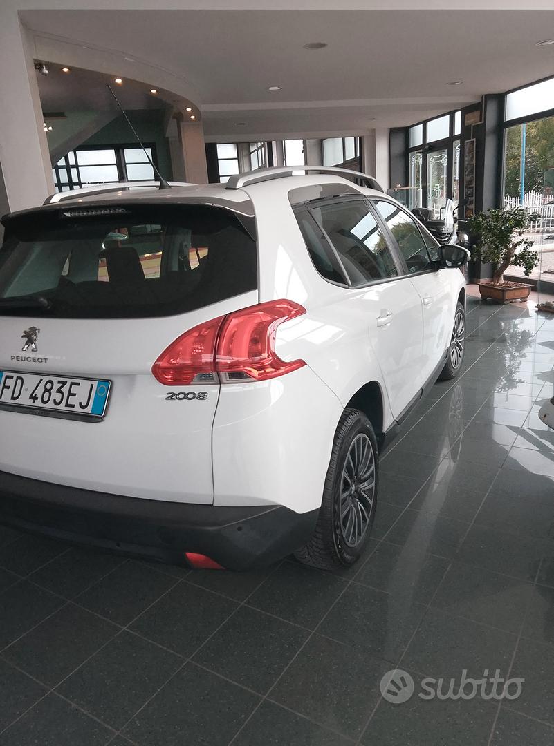 Peugeot 2008 2021 photo 5