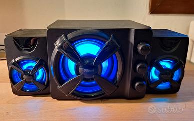 Casse RGB con Sobwoofer e equalizzatore