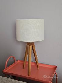 Lampada da tavolo / comodino in legno di quercia K