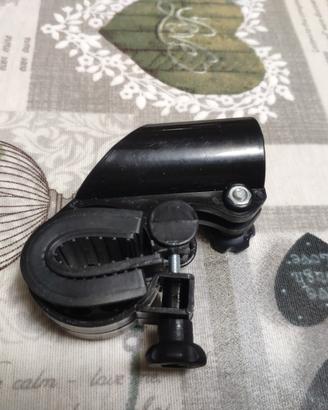 Staffa di supporto per fanale anteriore bici