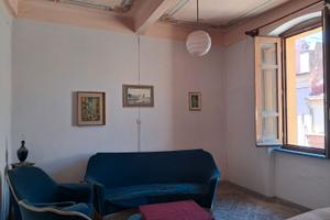 Palazzina storica con terrazza vista mare