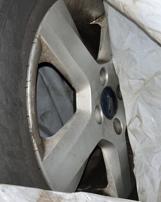 Cerchi Ford R15 + gomme invernali