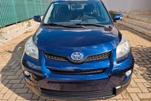 TOYOTA 4x4 Urban Cruiser - 2009 + CARRELLO