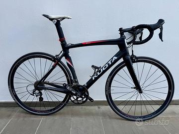 Bicicletta da corsa marca Quota