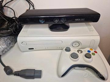 Console Xbox 360 Bianca + Accessori e Joystick Pal