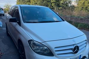 Mercedes-Benz Classe B 180 CDI anno 2014
