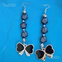 Orecchini fiocco nero ciondoli bijoux