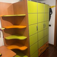 Armadio 3 ante con cassetti.