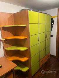 Armadio 3 ante con cassetti.