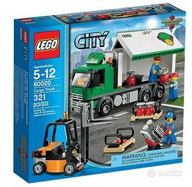 Lego city airport  camion merci 60020