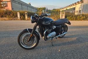 Triumph Bonneville - 2022