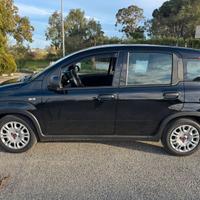 VETTURA TENUTA COME NUOVA