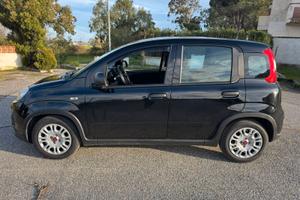 VETTURA TENUTA COME NUOVA